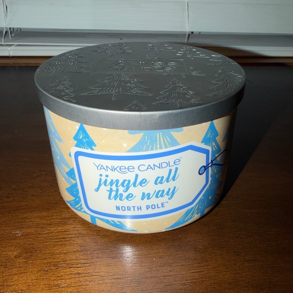 Yankee Candle 3-wick candle